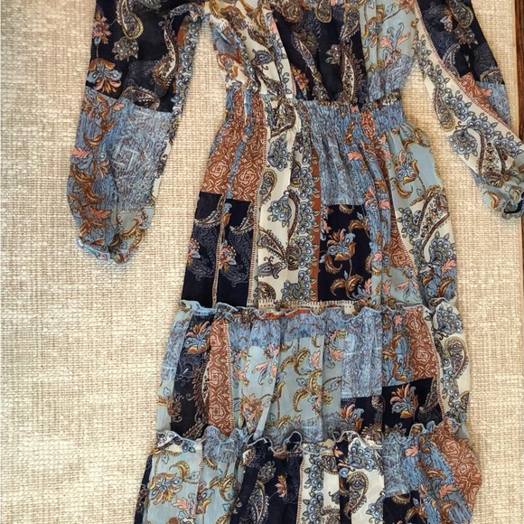 Katie and lily blue print dress - Picture 3 of 3